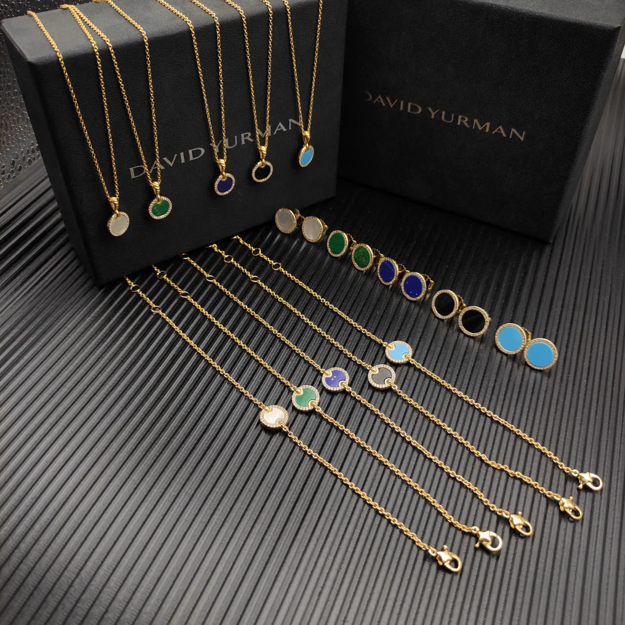 David Yurman Elegant Gold and Malachite Bracelet with Diamond Accents